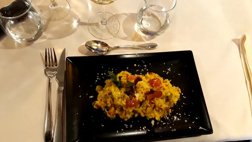 Restaurante Las 3 Ranas_Jaca_slider_image_2