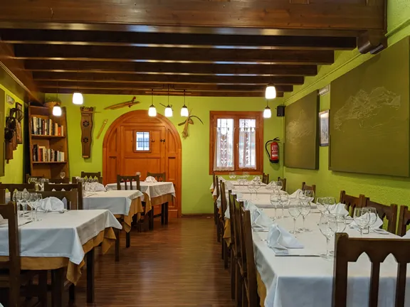 J Summer Westman_Restaurante La Cadiera_Jaca_review