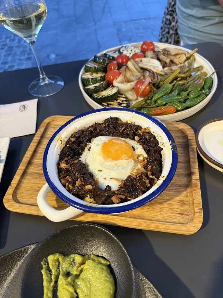 Magda Siejko_L' Acherito_Jaca_recensione