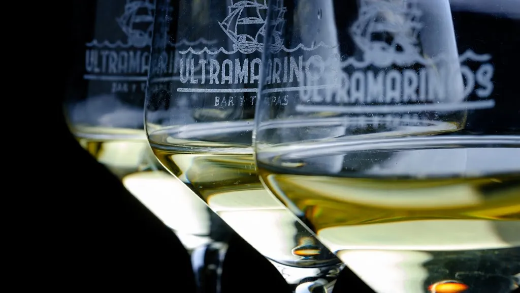 Ultramarinos Jaca_Jaca_slider_image_3