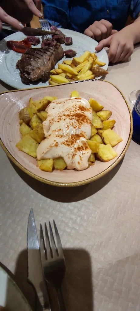 Menu_Bar El Buho_La Almunia de Doña Godina_immagine_5