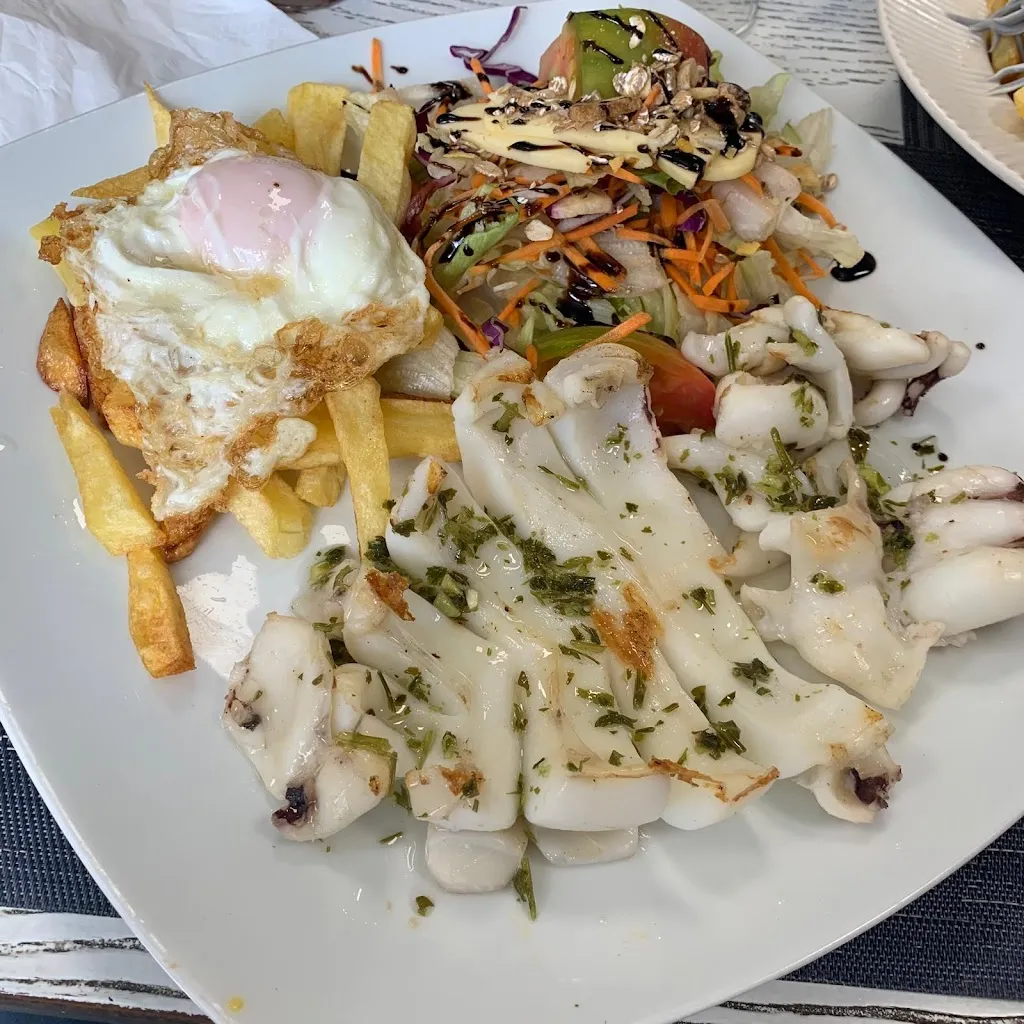 Cafetería Bocatería La Flor_La Almunia de Doña Godina_slider_image_3