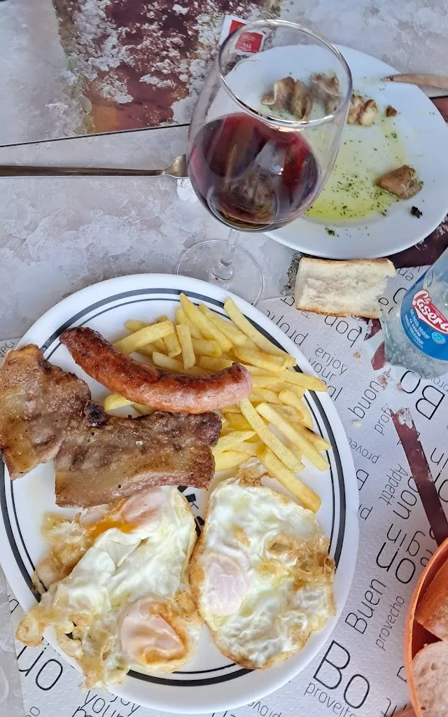 Jorge Rosel_Área 220_La Almunia de Doña Godina_review