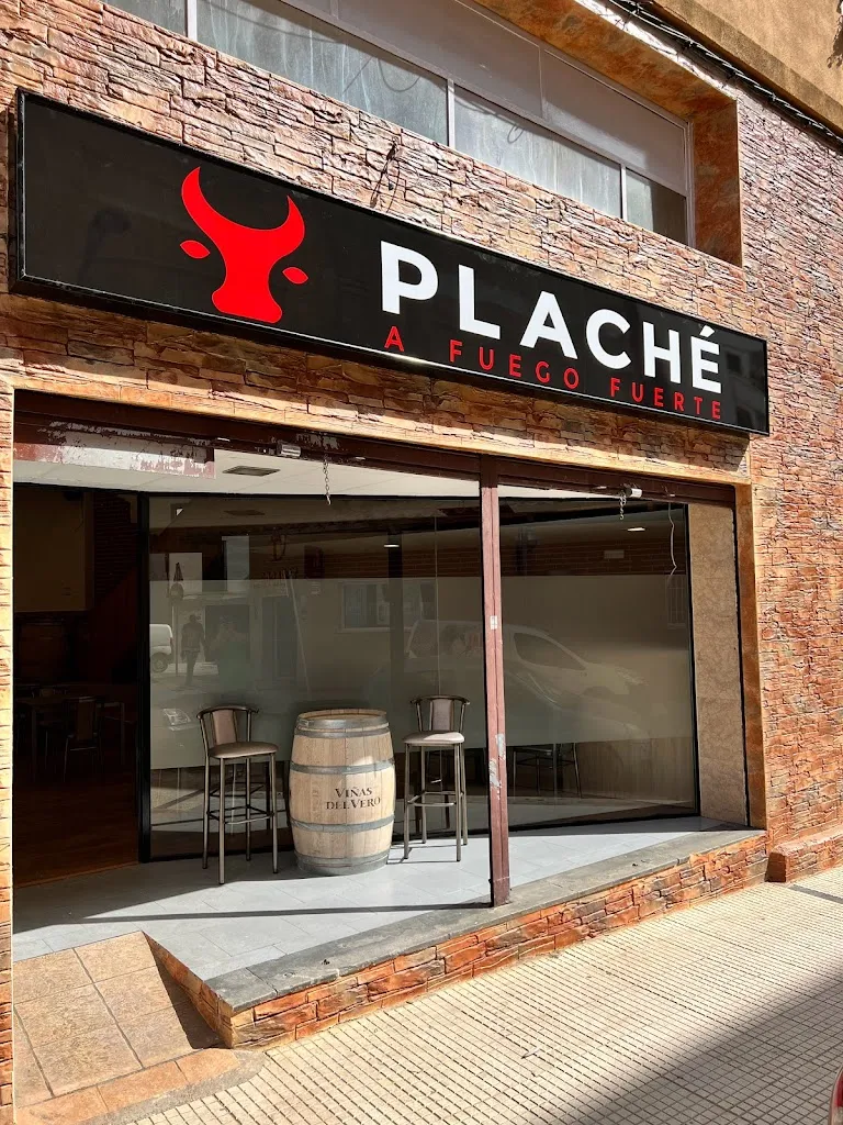 Restaurante Plaché restaurant in Monzón