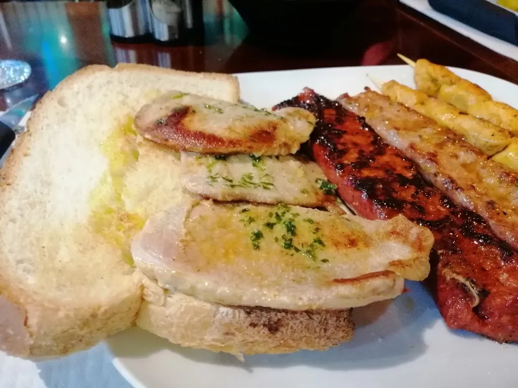 Cafetería Restaurante El Mesón_Mequinensa / Mequinenza_slider_image_2