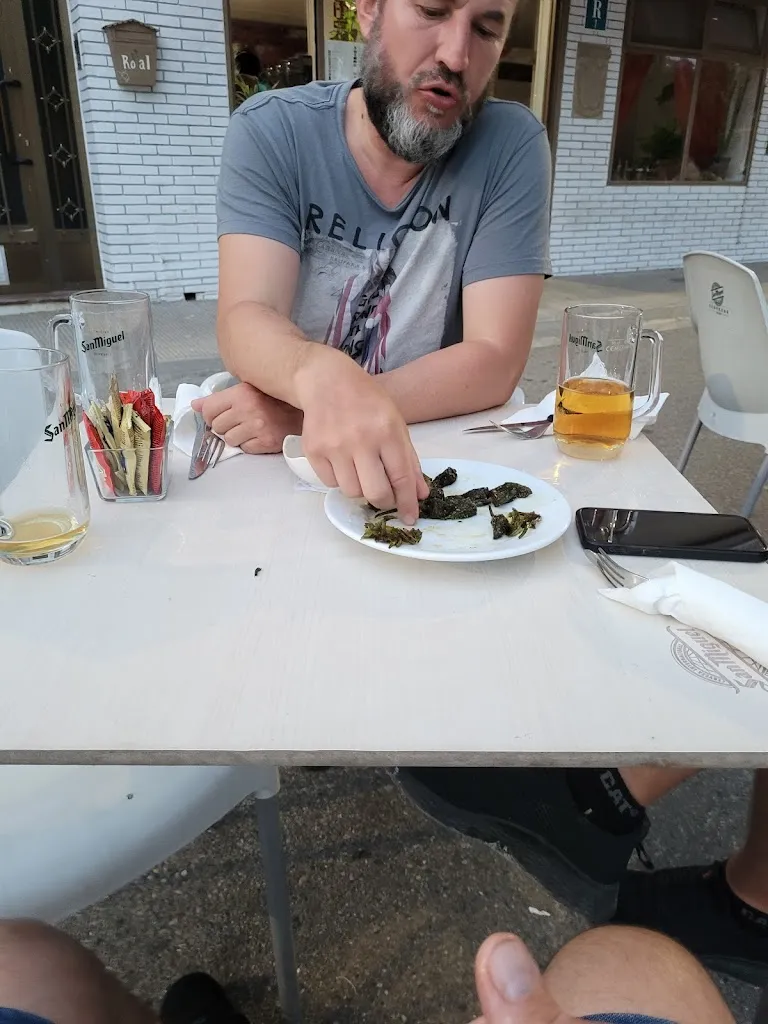 irmantas doco_Royal_Mequinensa / Mequinenza_recensione