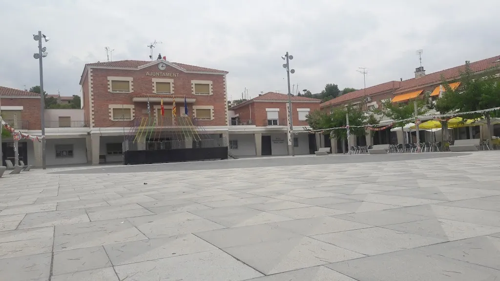 Malibú_Mequinensa / Mequinenza_slider_image_2