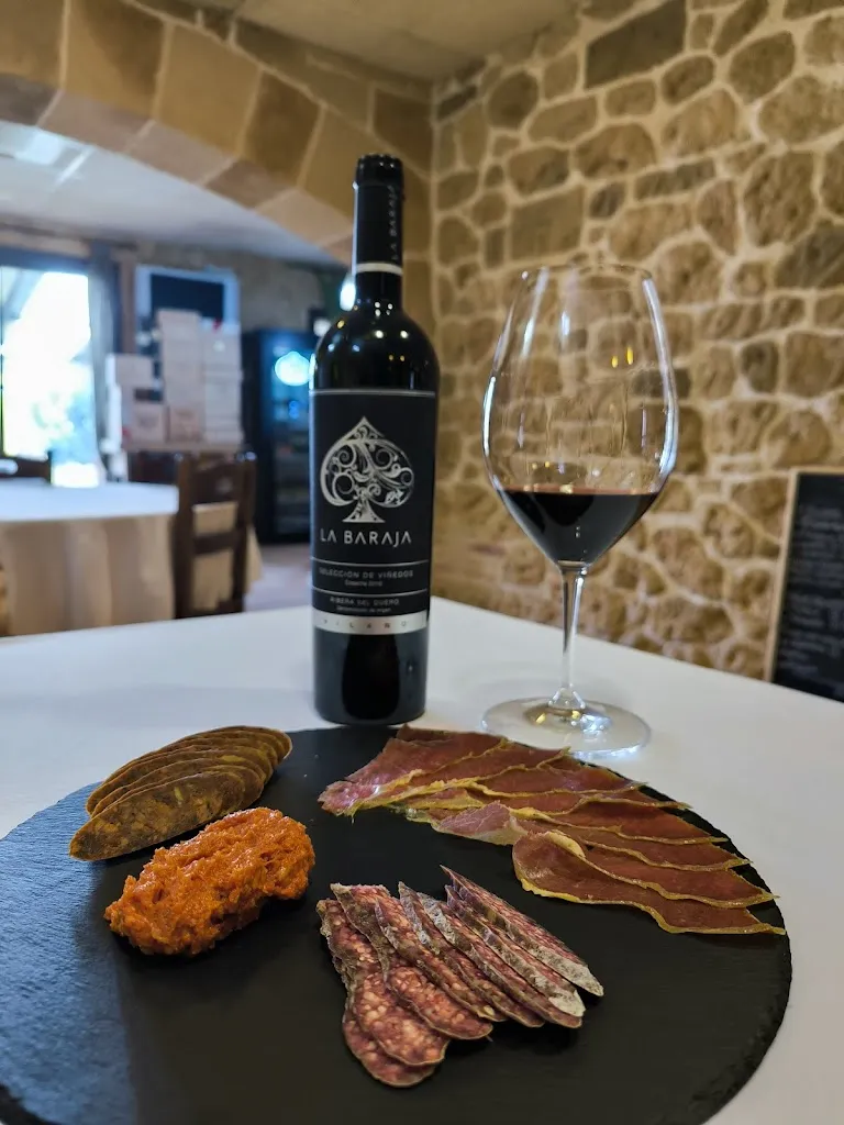 Casa Rural Marga / Asador Galino Pueyo_Poleñino_slider_image_3