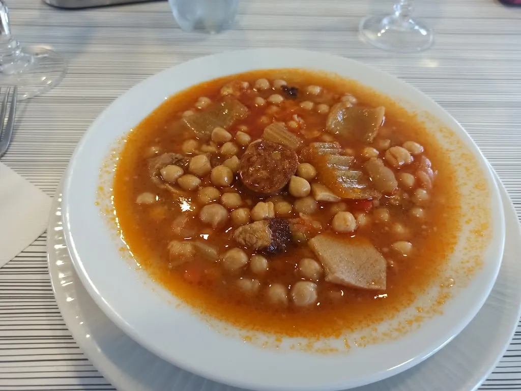 Restaurante La Gloria_Puebla de Alfindén_slider_image_2