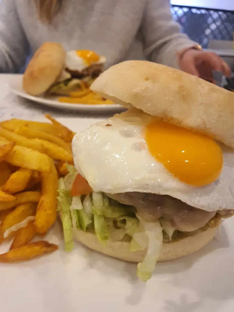 Menu_Hamburgueseria Granuja_Puebla de Alfindén_image_6