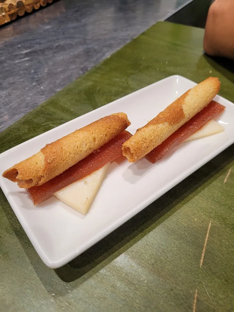 Cristina Suciu_Casa Unai_Oliver-Valdefierro_review