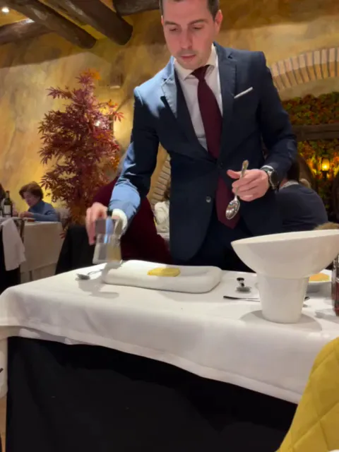 Restaurante El Cachirulo_Oliver-Valdefierro_slider_image_2