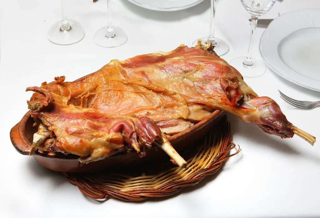 Restaurante La Bodega de Chema_Oliver-Valdefierro_slider_image_3