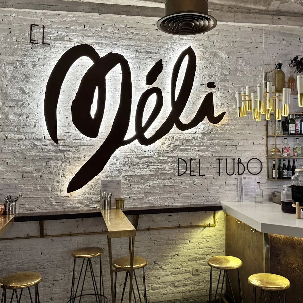 Meli Del Tubo_Oliver-Valdefierro_slider_image_3