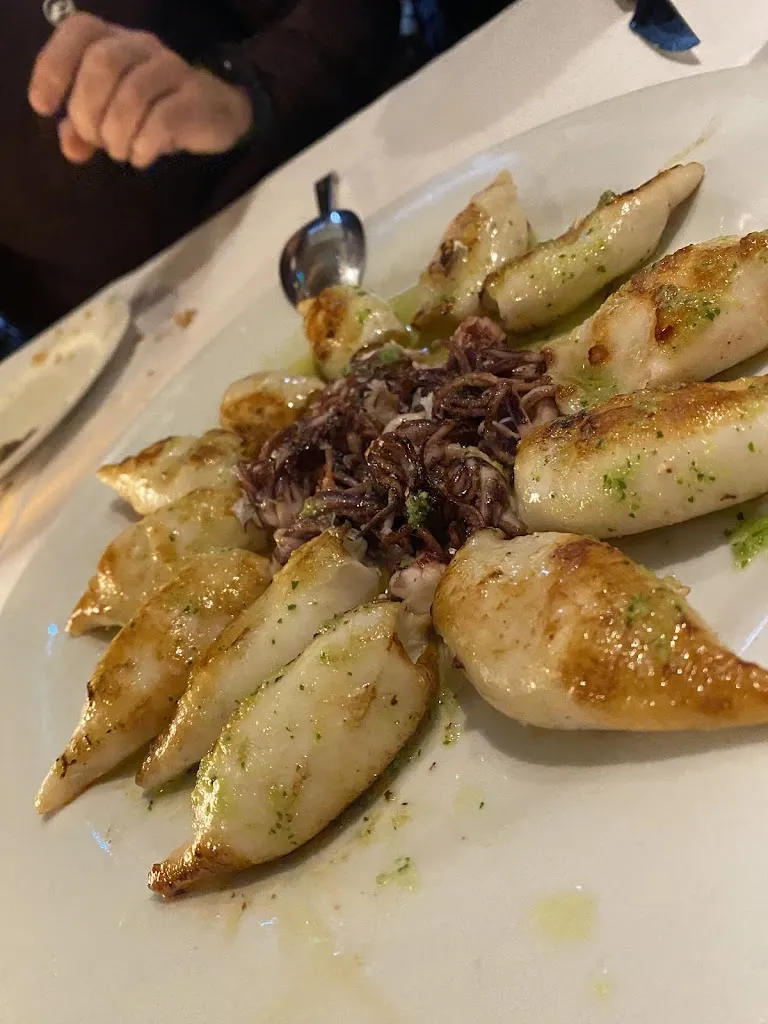 Rosa Martinez-Long_Mesón Martín_Oliver-Valdefierro_review