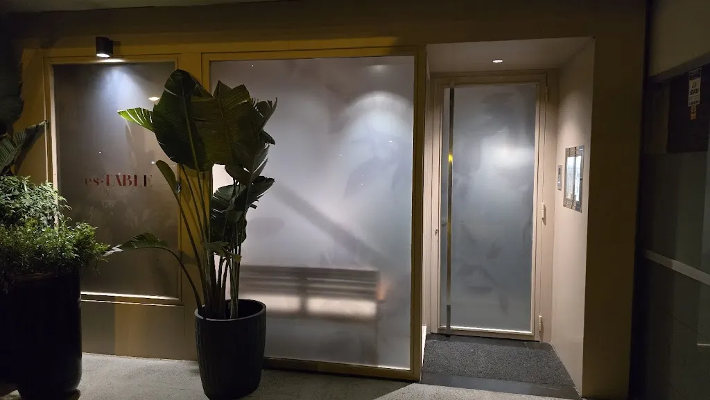 Fred Levy_Restaurante es.TABLE_Oliver-Valdefierro_review