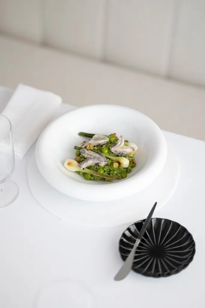 Restaurante es.TABLE_Oliver-Valdefierro_slider_image_3