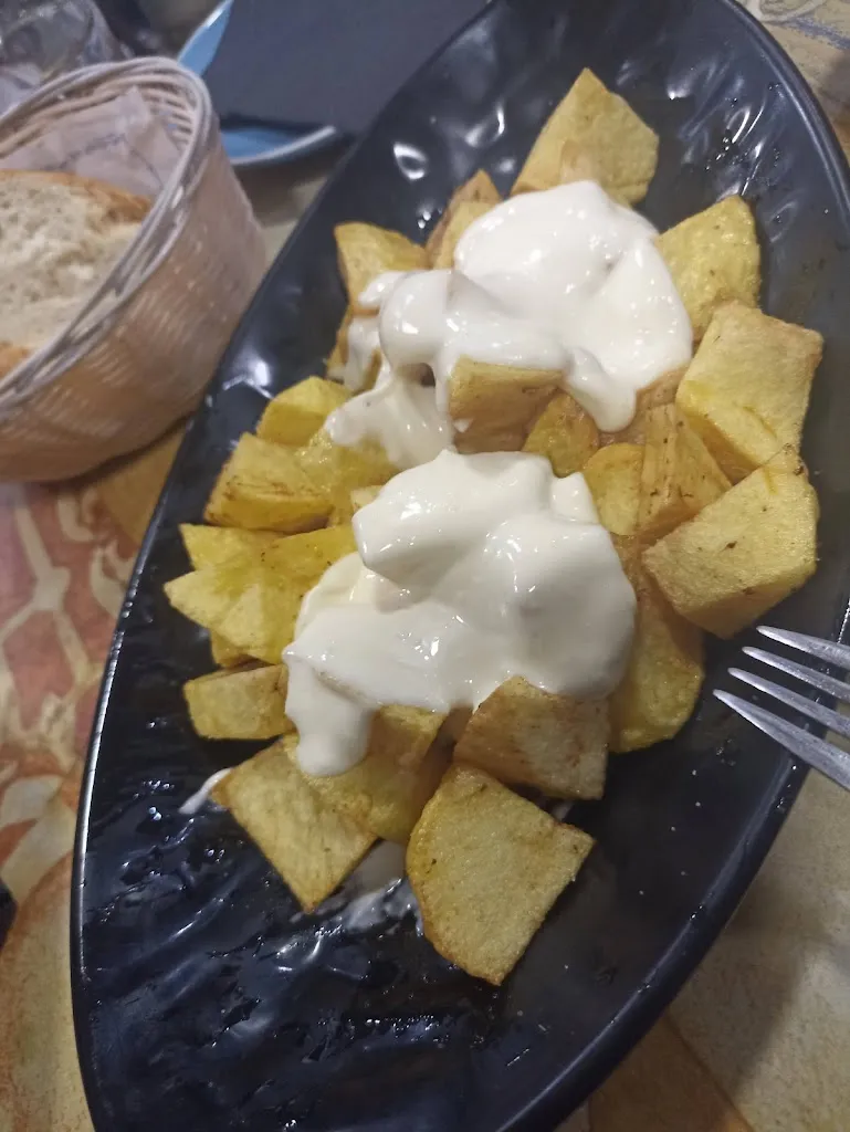 Menu_Bar Mr. Dumbo_Oliver-Valdefierro_image_7