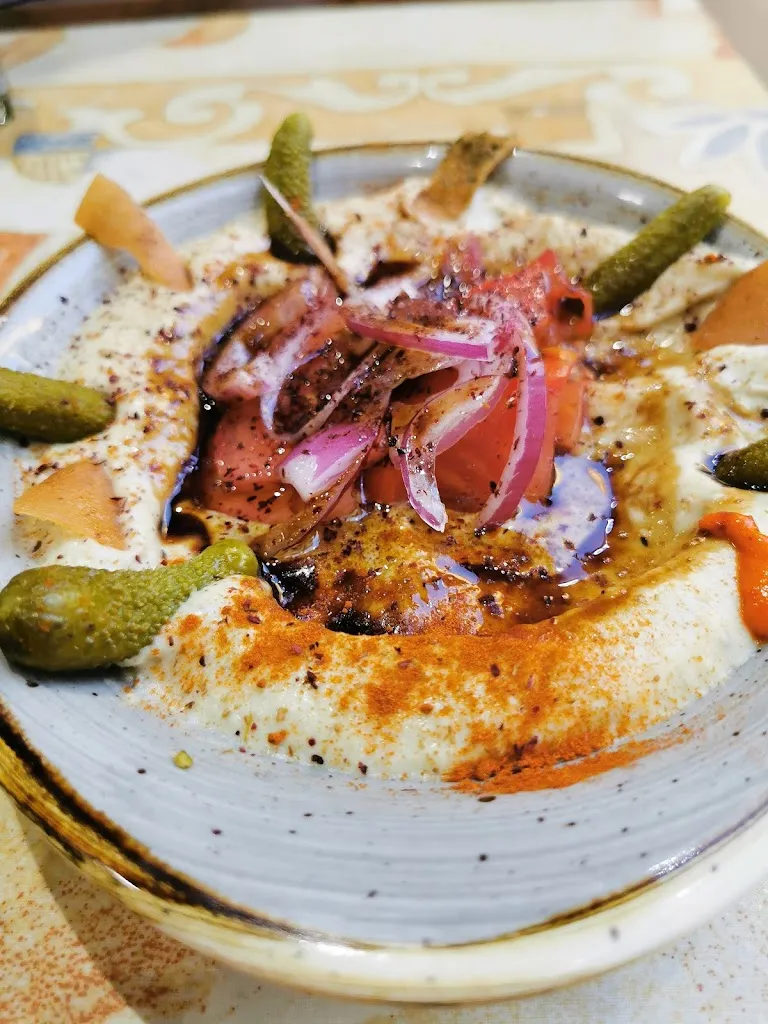 Menu_Bar Mr. Dumbo_Oliver-Valdefierro_image_9