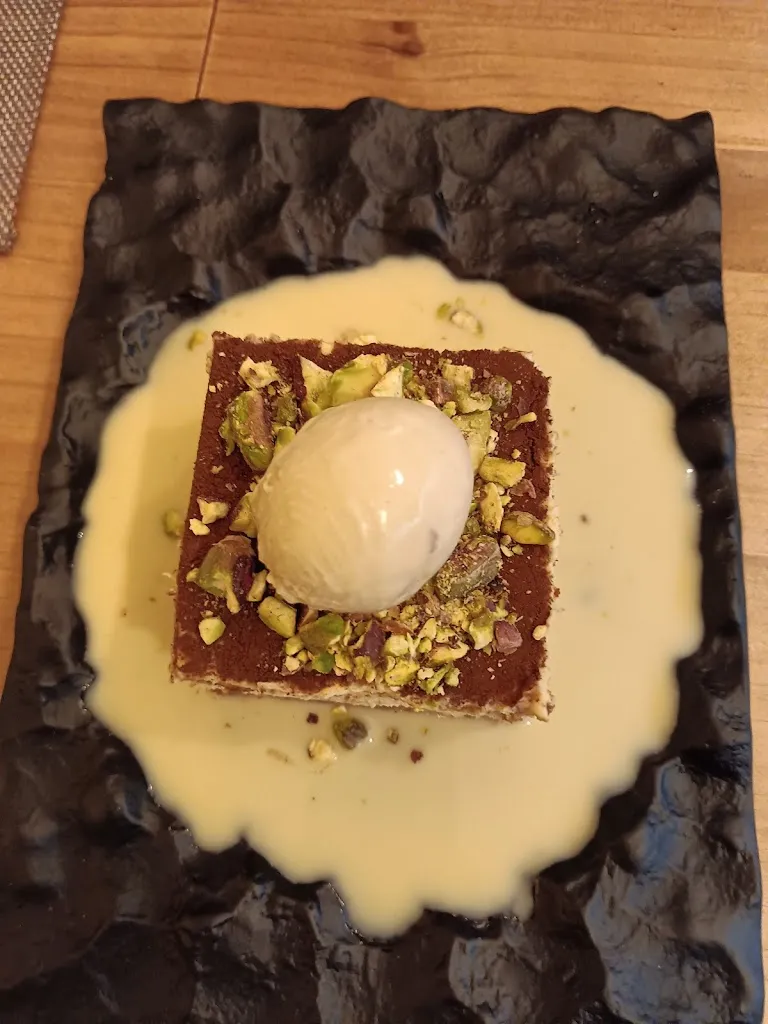 Jonás Ansó_Saucco Restaurante_Oliver-Valdefierro_review