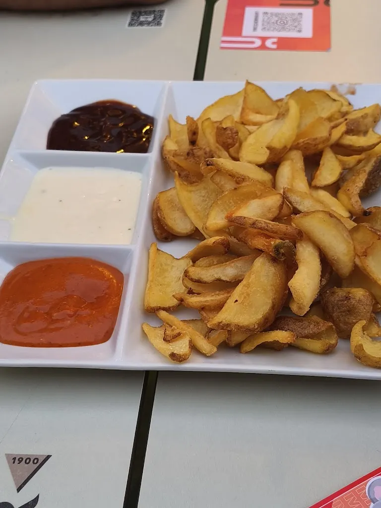 Sara Rodriguez Navarro_La Hora Montecanal_Montecanal_review