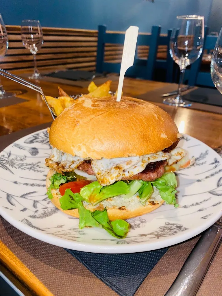 Alpha Restaurante_Montecanal_slider_image_2