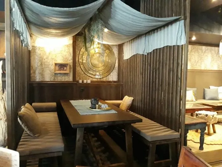 Dalai Valdespartera restaurant in Montecanal