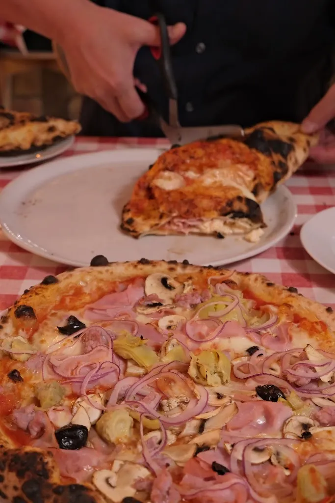 See Ching Yu_Ristorante Pizzeria Diavola Italiana_Montecanal_review