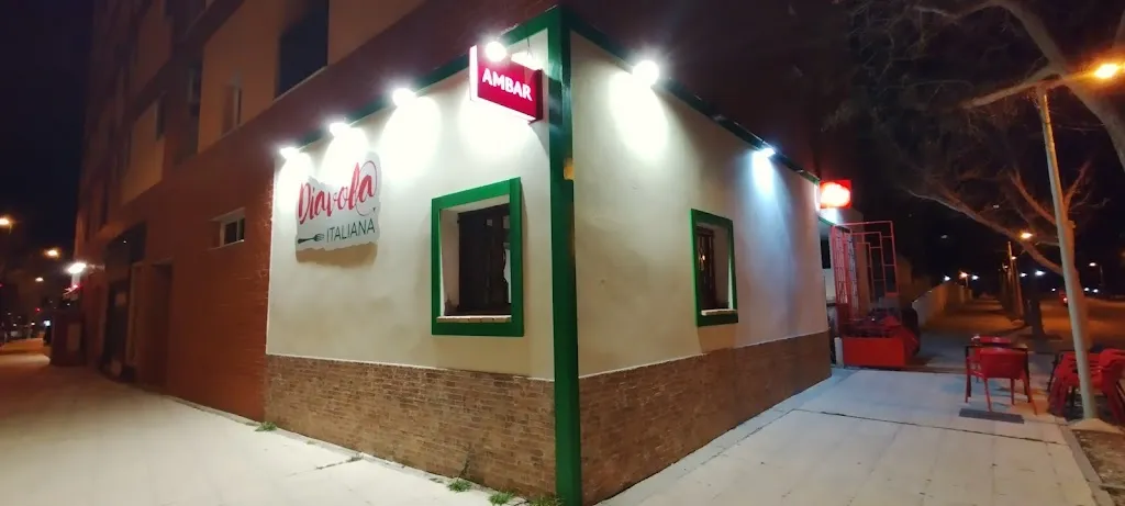 Ristorante Pizzeria Diavola Italiana_Montecanal_slider_image_1