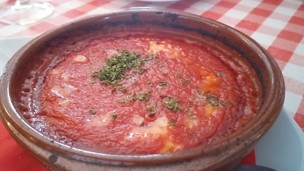 Ristorante Pizzeria Diavola Italiana_Montecanal_slider_image_2