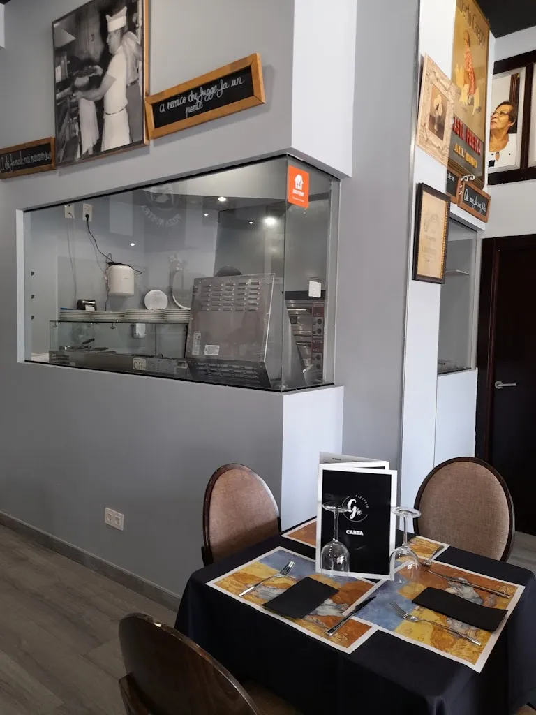 Pizzeria Da Giovanni_Montecanal_slider_image_1