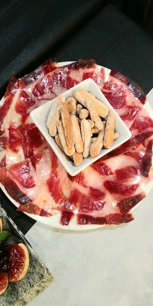 Antony Powell_El Descorche_Montecanal_review