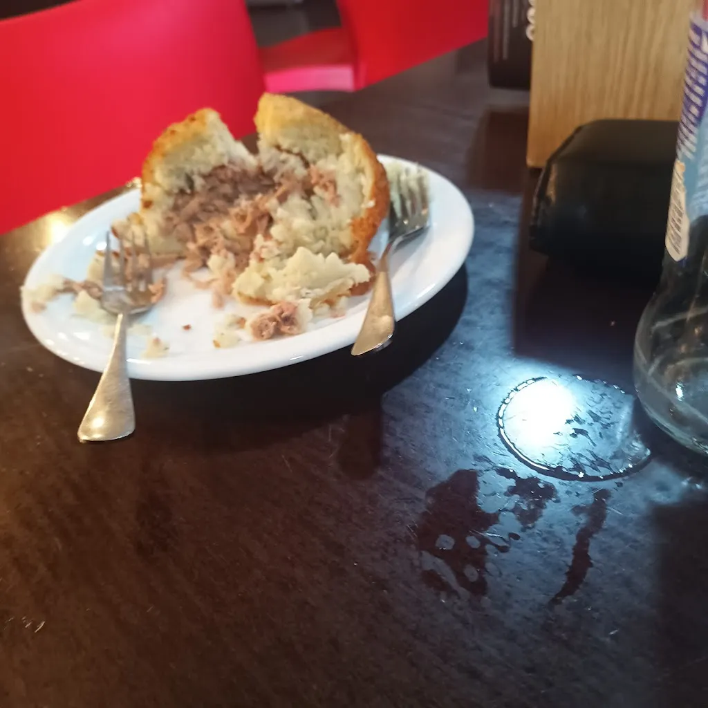 Julian Alejandro Saseta Lopez_Los Porches de Valdespartera_Montecanal_review