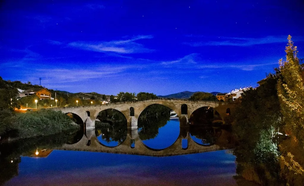 Puente la Reina de Jaca Consultorio_Puente la Reina de Jaca_slider_image_3