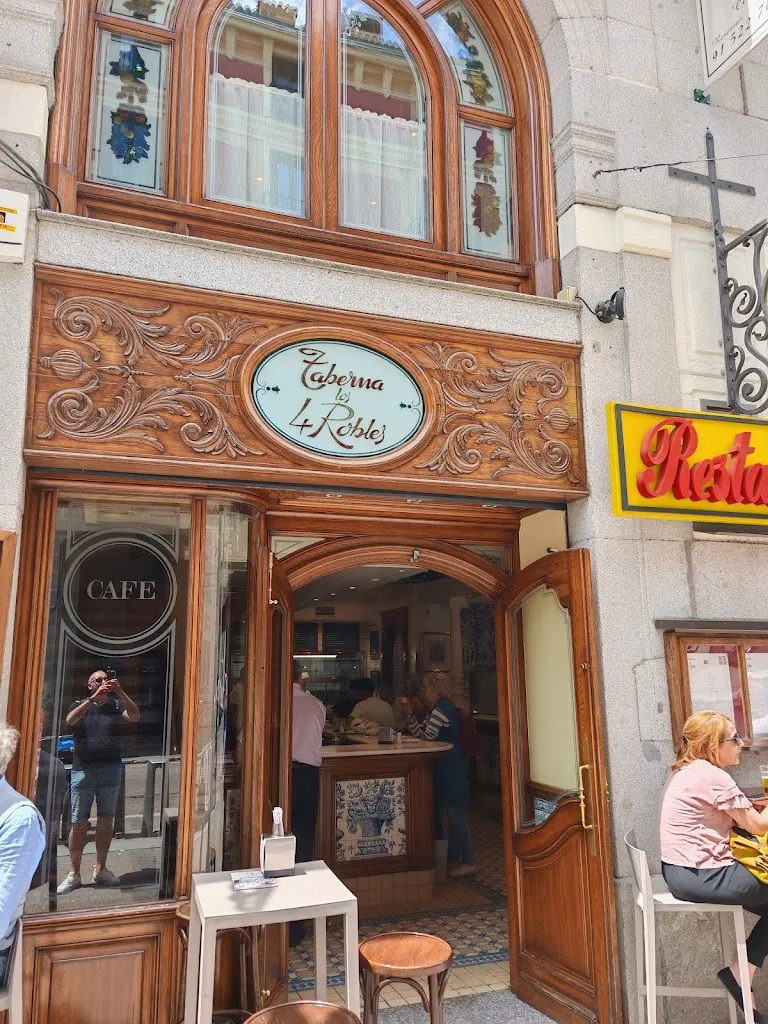 Taberna Los 4 Robles_Robres_slider_image_1