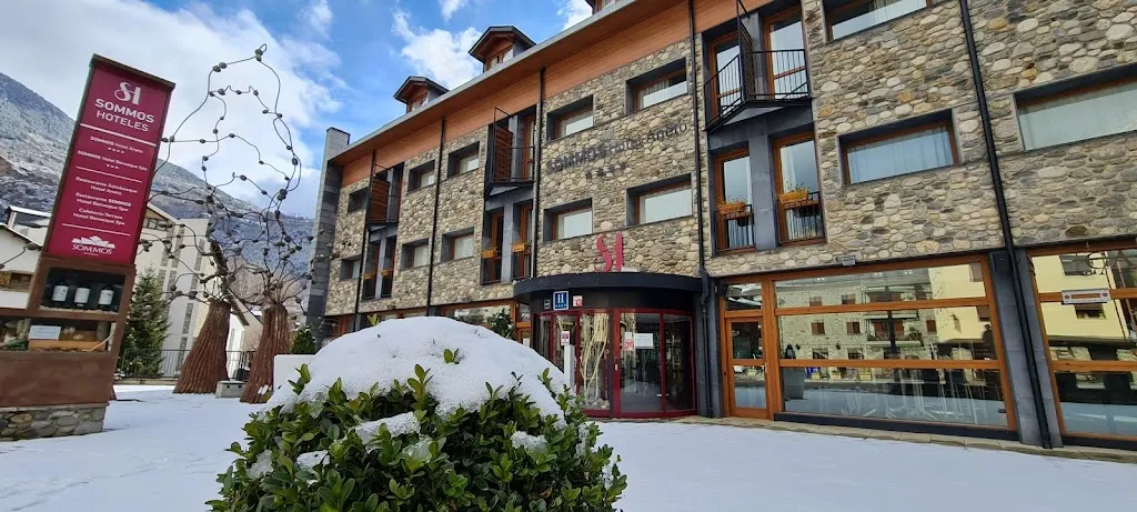Hotel Aneto restaurant in Sahún