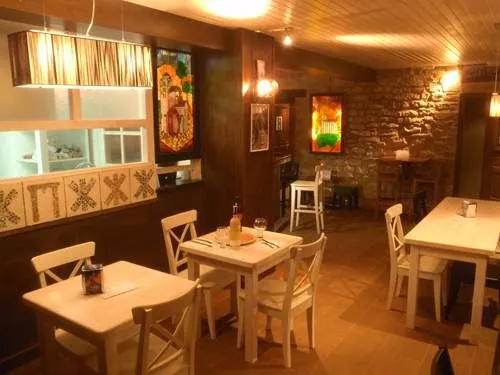 Espantabrujas Restaurante restaurant in Santa Cilia