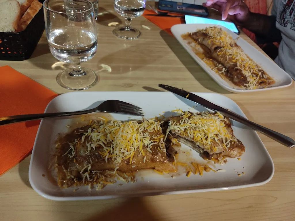 Dawla R._Bar Restaurante Vainy_Senés de Alcubierre_review