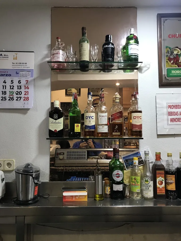 Café Bar Sierra_Seira_slider_image_3