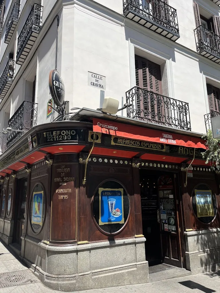 Michał Ochnicki_Taberna de Angel Sierra_Seira_recensione