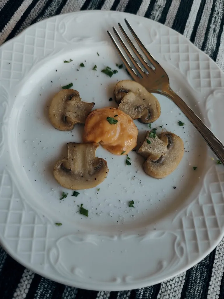 Shelley Starkey_Restaurante El Dorado_Benijofar_review