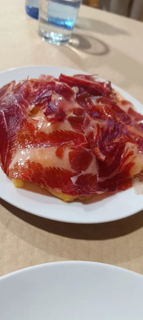 Juan Gutiérrez Moreno_SIERRA HOUSE BAR_Seira_review