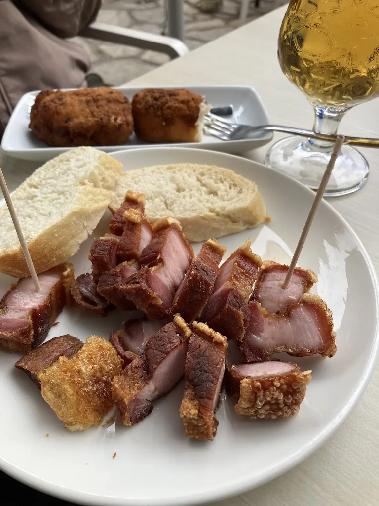 Alex Petrucci_BAR CASINO Sallent de Gállego_Sallent de Gállego_review