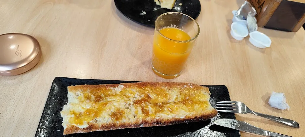 Angela Santamaria Gil_BAR CASINO Sallent de Gállego_Sallent de Gállego_review