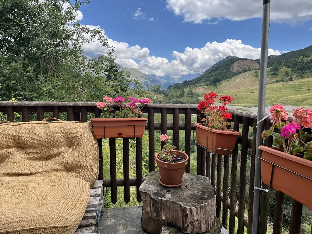 Laura Mesones Casto_Masacuas_Sallent de Gállego_review