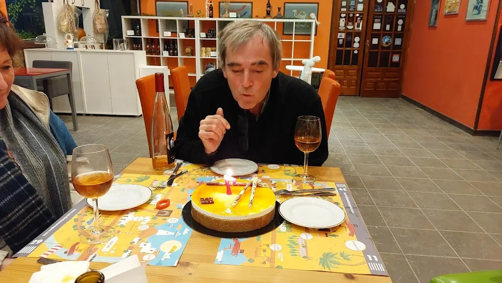 Francisco Revuelta_Cafeteria Restaurante Tardienta Monegros_Tardienta_review