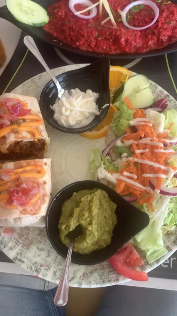 BLISSFULL BITES_Benijofar_slider_image_2