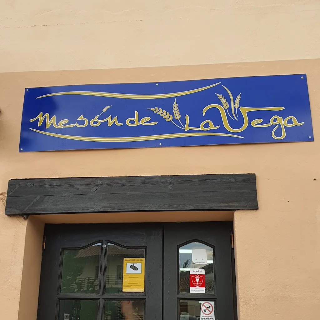 Laura Uclés_Mesón de la Vega Albarracín_Provincia de Teruel_review