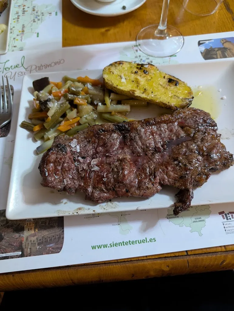 Valerie Lefebvre_Restaurante Asador Medieval_Provincia de Teruel_review
