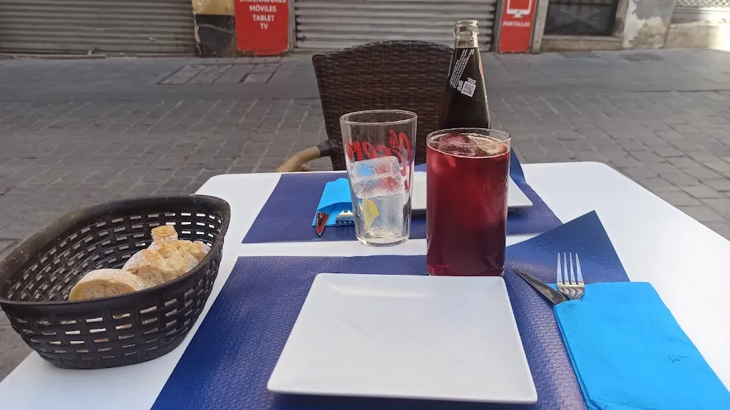 Marta_Restaurante La Cantina del Beso_Provincia de Teruel_recensione